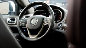 Jeep Grand Cherokee Summit 2017 Automatic almalakeamotors الملكية موتورز