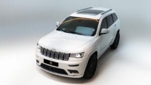 Jeep Grand Cherokee Summit 2017 Automatic almalakeamotors الملكية موتورز