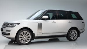 Land Rover Range Rover Vogue Super charged 2019 Automatic 99٬000 Km 8 Cylinder Four Wheel Drive (4WD) SUV Silver almalakea motors qatar