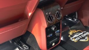 Rolls-Royce Cullinan 2019 Automatic 82٬000 Km 12 Cylinder Four Wheel Drive (4WD) SUV White