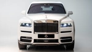 Rolls-Royce Cullinan 2019 Automatic 82٬000 Km 12 Cylinder Four Wheel Drive (4WD) SUV White